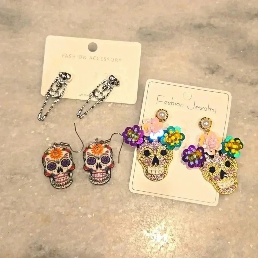 Halloween skeleton earrings new